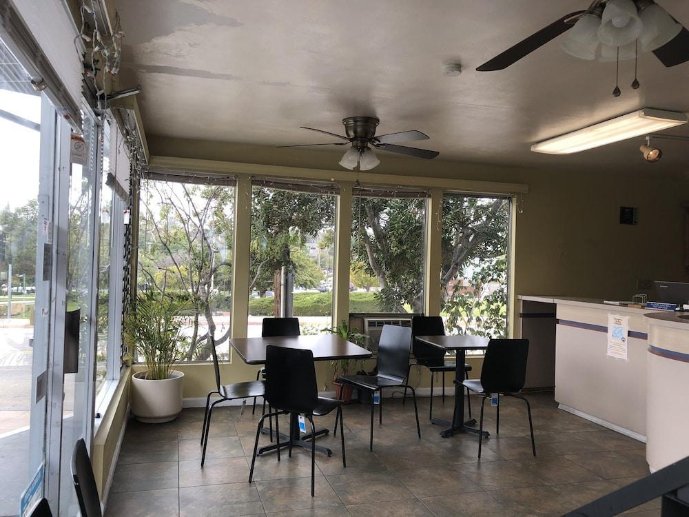 University Inn At San Luis Obispo Exterior photo